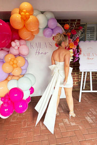 Designer Dress Hire Perth | Kylies Kloset Perth.  Hire dresses for School Balls, Race Day or a Wedding Luxury Clutches and Headpieces also available to rent.