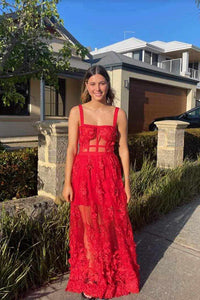 School Ball Gown Hire | Designer Dress Hire Perth | Kylies Kloset Perth.  Hire dresses for School Balls, Race Day or a Wedding Luxury Clutches and Headpieces also available to rent.