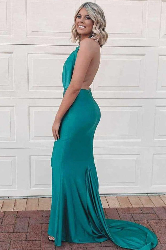Black Tie Dress Hire by Portia & Scarlett | Designer Dress Hire Perth | Kylies Kloset Perth.  Hire dresses for School Balls, Race Day or a Wedding Luxury Clutches and Headpieces also available to rent.  Ball Gown Hire Perth.