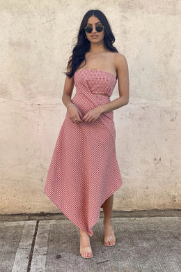 Designer Dress Hire Perth | SEDWIG DRESS by One Fell Swoop | Kylies Kloset.  Hire dresses for School Balls, Race Day or a Wedding Luxury Clutches and Headpieces also available to rent.